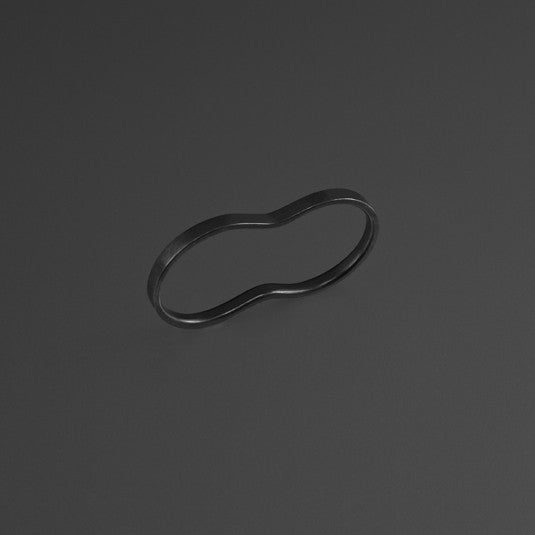 Sanaa Ring, thin